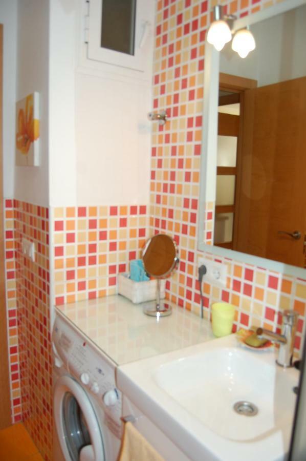 Apartamento Verde, Tranquilo, 2 D, Parking Opcional Севілья Екстер'єр фото